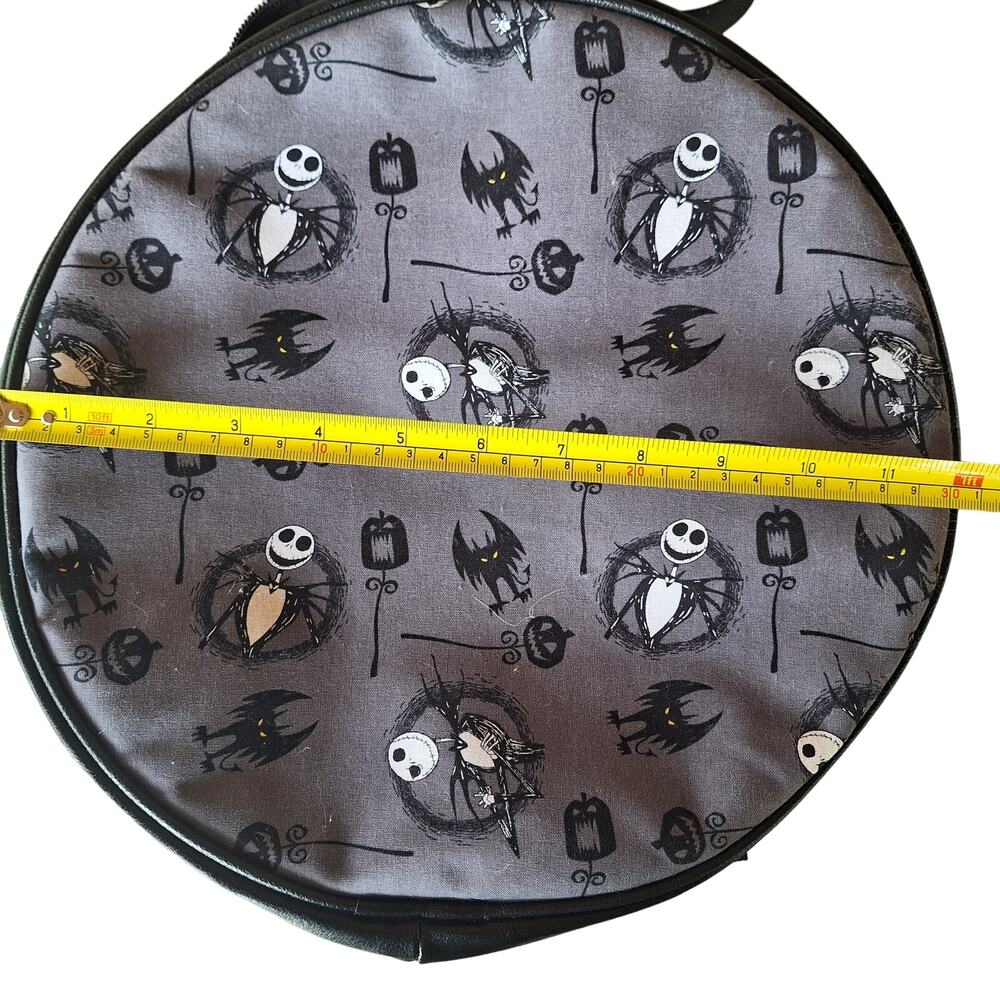Nightmare before christmas LUNA convertible crossbody backpack round bag spooky - Picture 3 of 6
